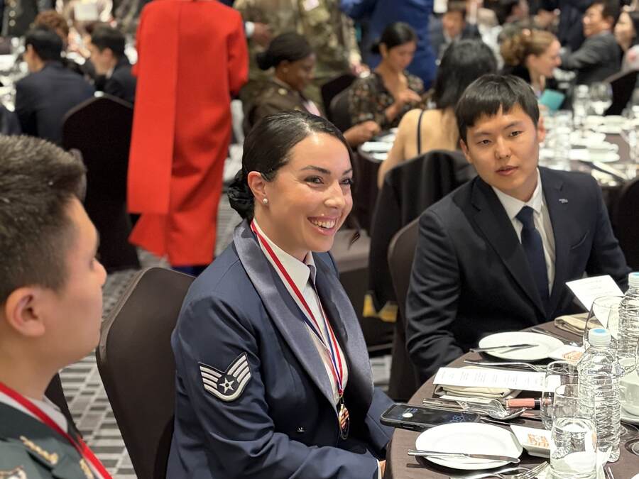 USO Korea Six Star Salute Gala