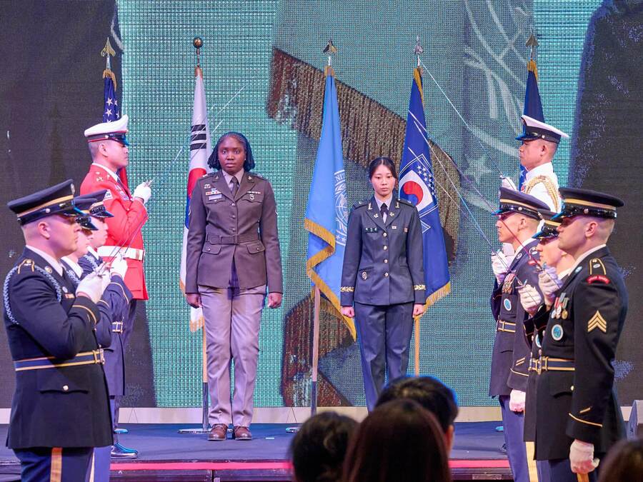 USO Korea Six Star Salute Gala