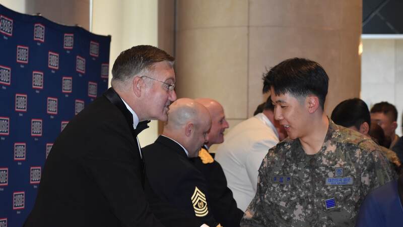 USO Korea Six Star Salute Gala